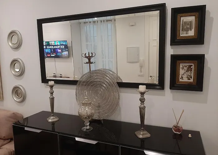 Apto Patio Andaluz. Maximo Confort Y Limpieza * Cádiz