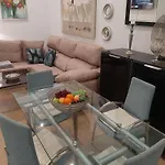 Apto Patio Andaluz. Maximo Confort Y Limpieza
