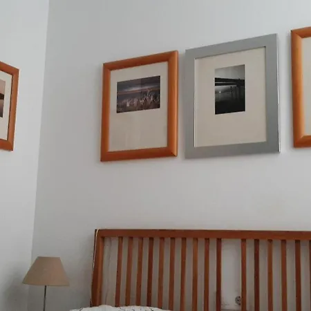 Apto Patio Andaluz Con Garaje Кадіс