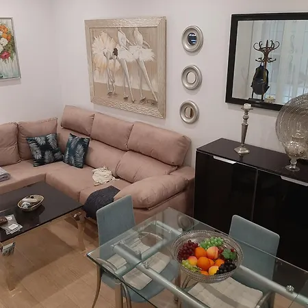 Apto Patio Andaluz Con Garaje Апартаменти *