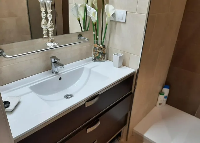 Apto Patio Andaluz. Maximo Confort Y Limpieza * Cadiz