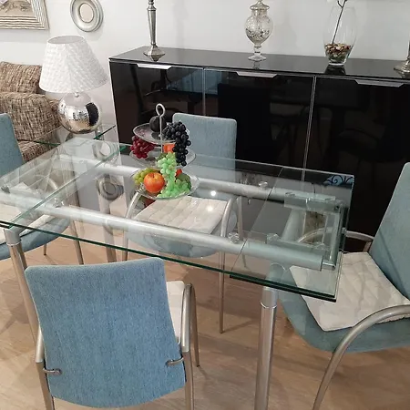 Apto Patio Andaluz. Maximo Confort Y Limpieza *